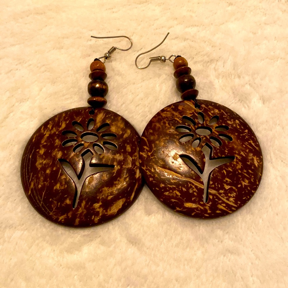 Handmade earring. Made in central Africa.